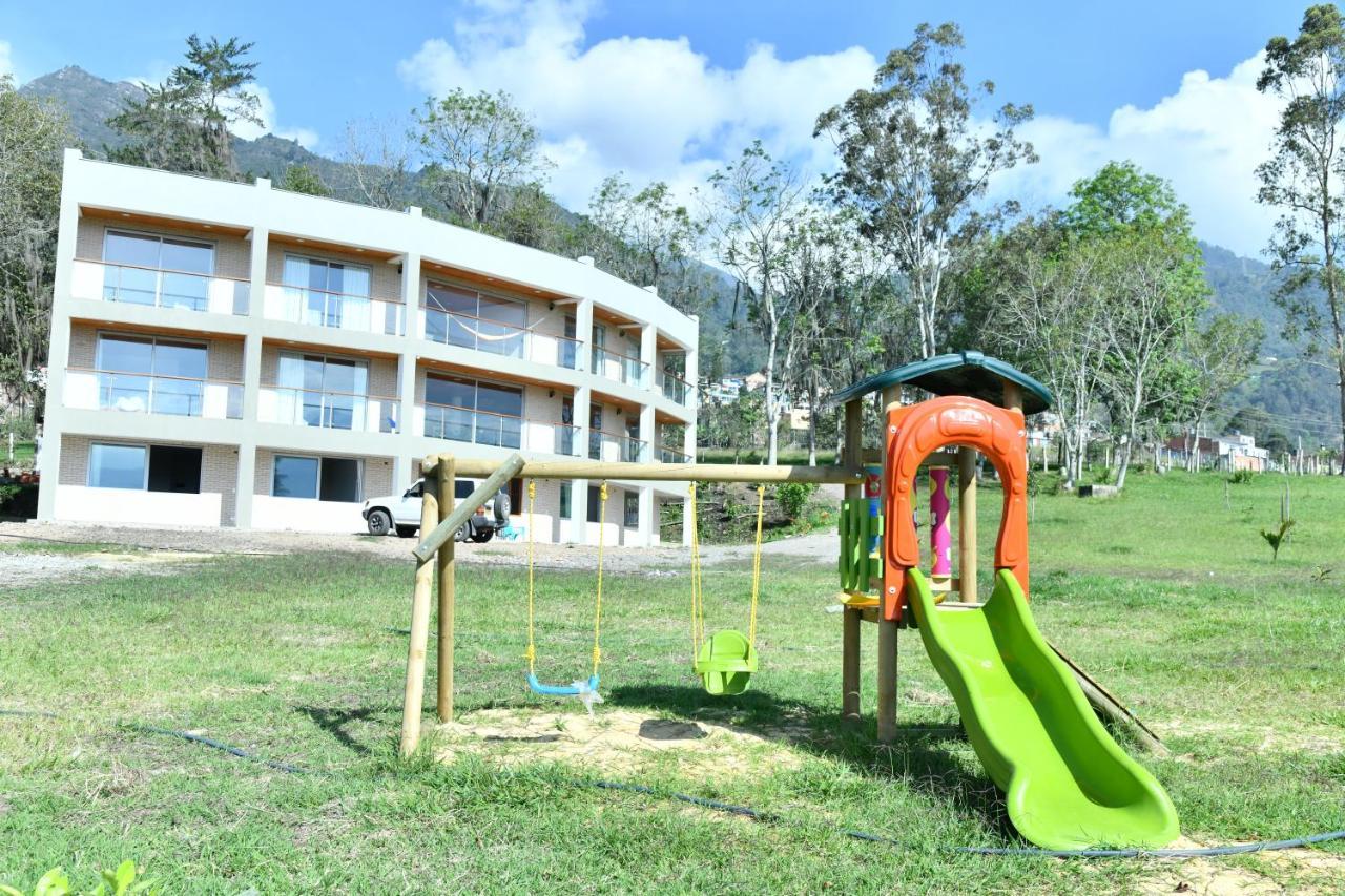 Cucuate Hospedaje Choachí Buitenkant foto