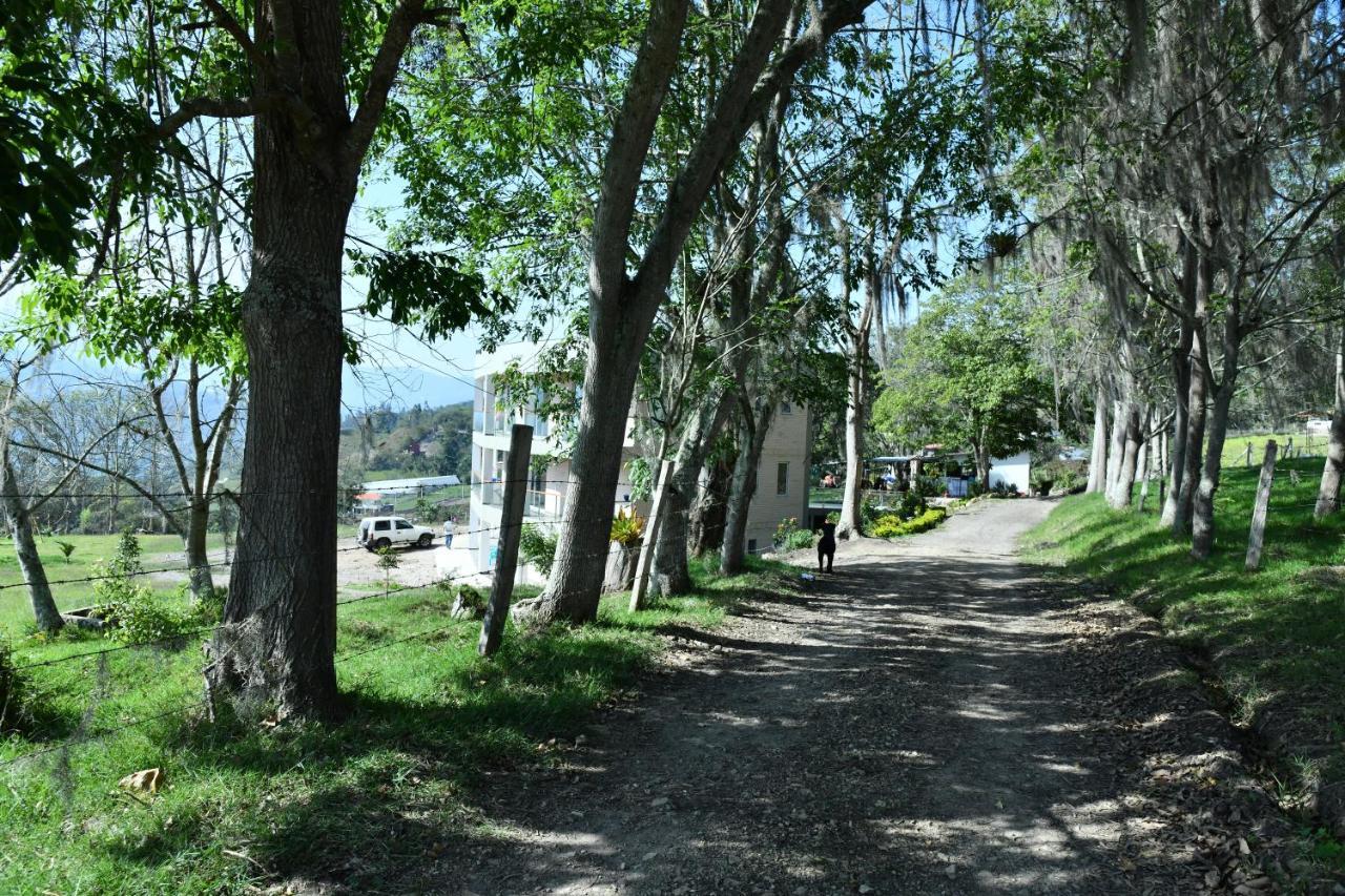 Cucuate Hospedaje Choachí Buitenkant foto